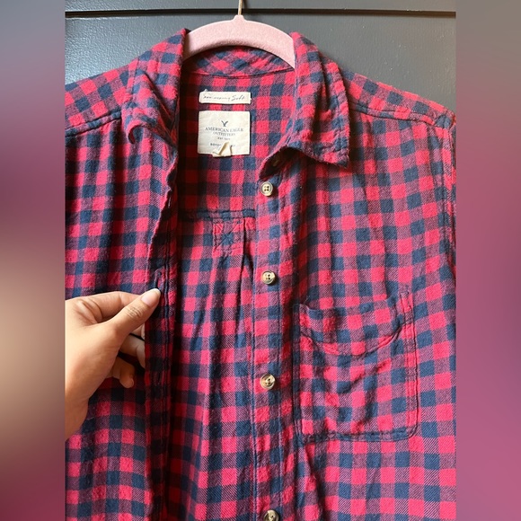 Women’s American Eagle Soft Flannel Blue Red Check Button Up Shirt XS - Picture 2 of 6